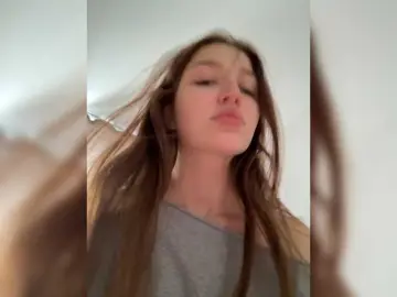 Bongacams Free Porn Cam of TwinXXL