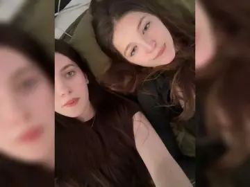 Bongacams Free Porn Cam of TwinXXL