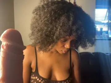 Bongacams Live Sex Cam of SexyBaddie