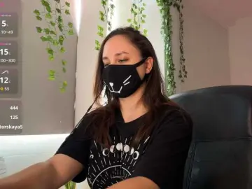 Bongacams Sex Cam of GummyPeach