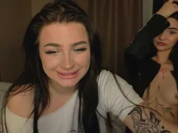 Bongacams Live Sex Cam of LisaAndDenis