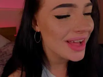 Bongacams Live Sex Cam of LisaAndDenis