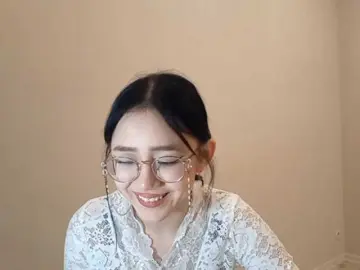 Bongacams Sex Chat of MyrleHenggeler