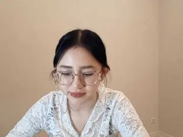 Bongacams Nude Webcam of MyrleHenggeler