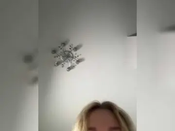 Bongacams Watch Live Sex Cams of x-NaStyA-x