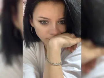 Bongacams Free Live Porn of BlackRavenX