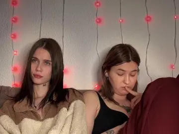 Bongacams Best live sex cam show of 2Love-Love2