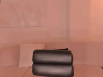 Bongacams Sex Cam of MyaRavachi