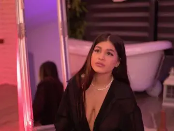 Bongacams Adult Video Chat of BellaNoirre