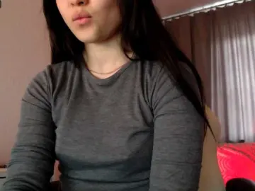 Bongacams Free Live Porn of Lili-asian