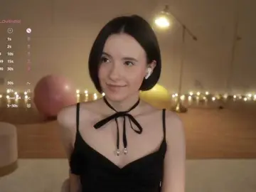 Bongacams Live Sex Cam of -FemaleEssence-