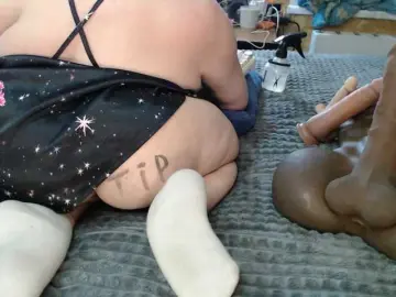 Bongacams Watch Live Sex Cams of Julia-79