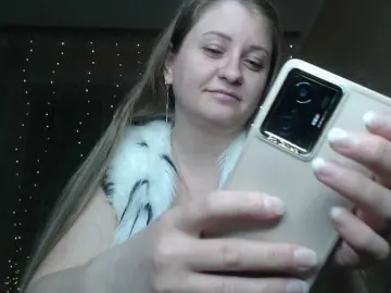 Bongacams Free Live Porn of WetAngely