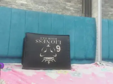 Bongacams Nude Webcam of skinny-brenda