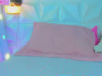 Bongacams Live Sex Cam of cutelatinaxxx