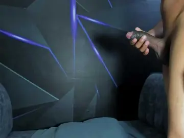 Bongacams Sex Cam of playsgirlhot