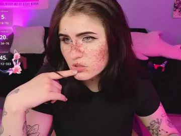 Bongacams Live Sex Cam of DarkSh1ne