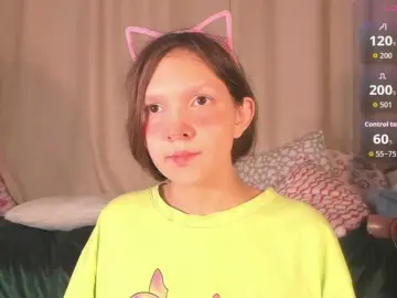 Bongacams Watch Live Sex Cams of Cute-Lolly