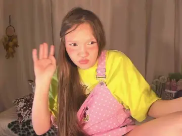 Bongacams Sex Chat of Cute-Lolly