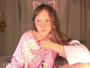 Bongacams Sex Chat of Cute-Lolly