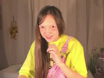 Bongacams Adult Webcam of Cute-Lolly