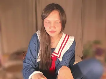 Bongacams Adult Webcam of Cute-Lolly