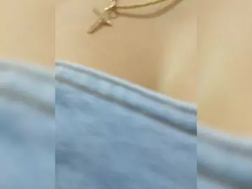 Bongacams Best live sex cam show of ZoeCamils