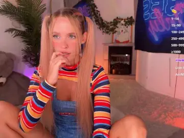 Bongacams Best live sex cam show of BlushMikki