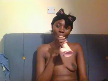 Bongacams Adult Webcams of Preetygirl