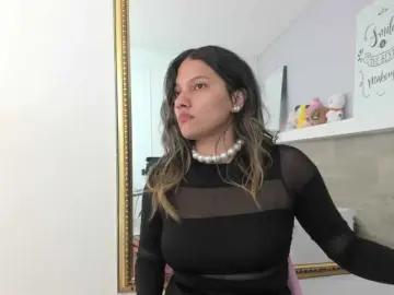 Bongacams Adult Webcams of EmmaSanchez1