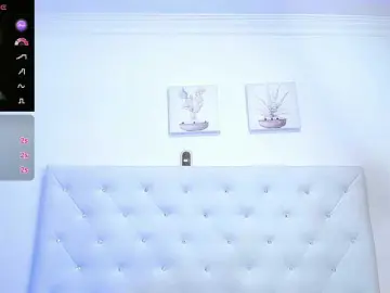 Bongacams Live Sex Cam of littleslut1