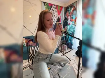 Bongacams Free Live Porn of Lunaaaura