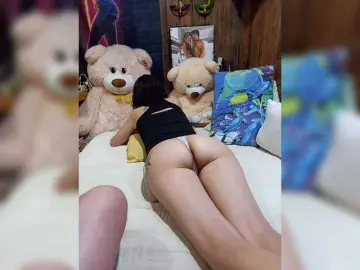 Bongacams Watch Live Sex Cams of Cottoncandy1-1