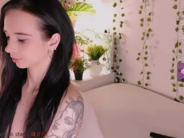 Bongacams Live Sex Cam of CarlyHills