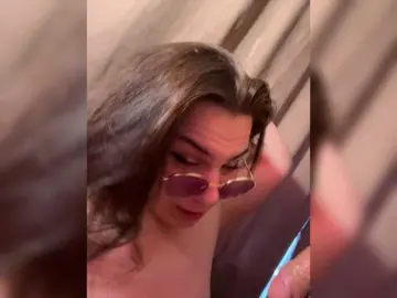 Bongacams Best live sex cam show of Family707