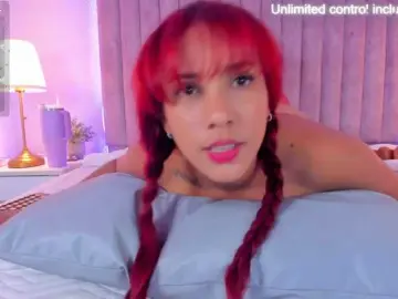 Bongacams Free Live Porn of ShaylaDavis
