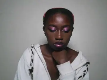 Bongacams Free Porn Cam of Sexxytrinityy