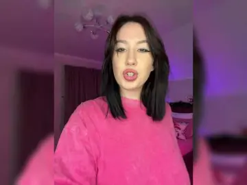 Bongacams Best Webcam of CurvyWoman-