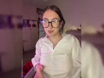 Bongacams Adult Webcams of CurvyWoman-