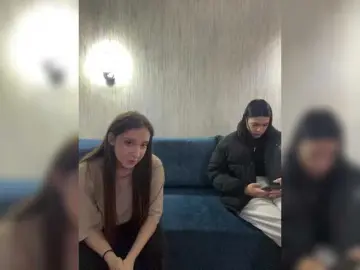 Bongacams Live Sex Cam of CurvyWoman-