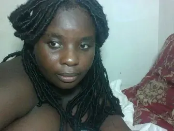 Bongacams Free Porn Cam of Hotybobbies