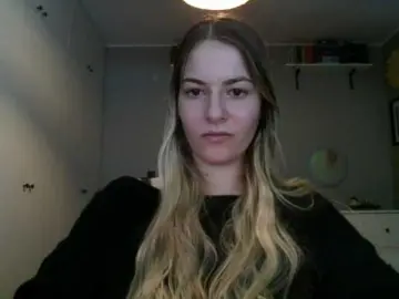 Bongacams Live Sex Cam of RosieJune