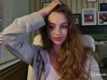 Bongacams Private Sex Chat of SarahSupershy