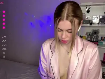 Bongacams Adult Video Chat of ShyElisa