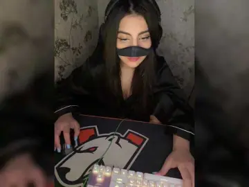 Bongacams Nude Webcam of aloeloea