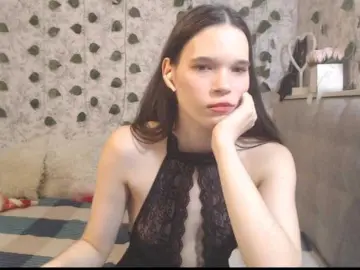 Bongacams Live Sex Cam of Nicole-Petit