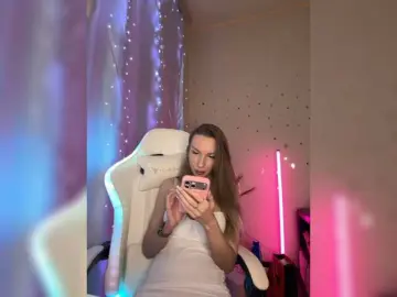 Bongacams Free Live Porn of GoldPussy69