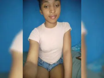 Bongacams Watch Live Sex Cams of Annais19