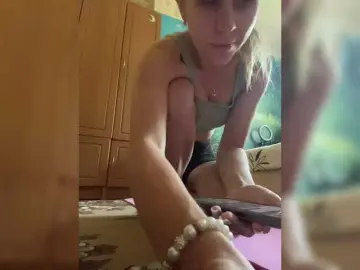 Bongacams Best Webcam of milfandboy-1