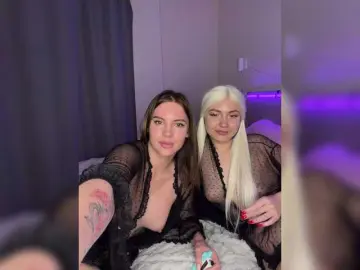 Bongacams Live Porn of VelvetTwins